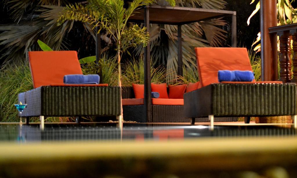 Eureka Villas Siem Reap Bagian luar foto
