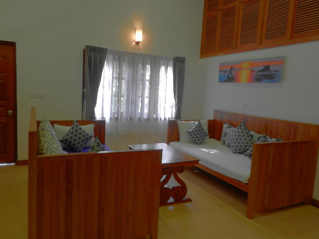 Eureka Villas Siem Reap Bagian luar foto