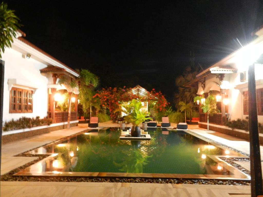 Eureka Villas Siem Reap Bagian luar foto