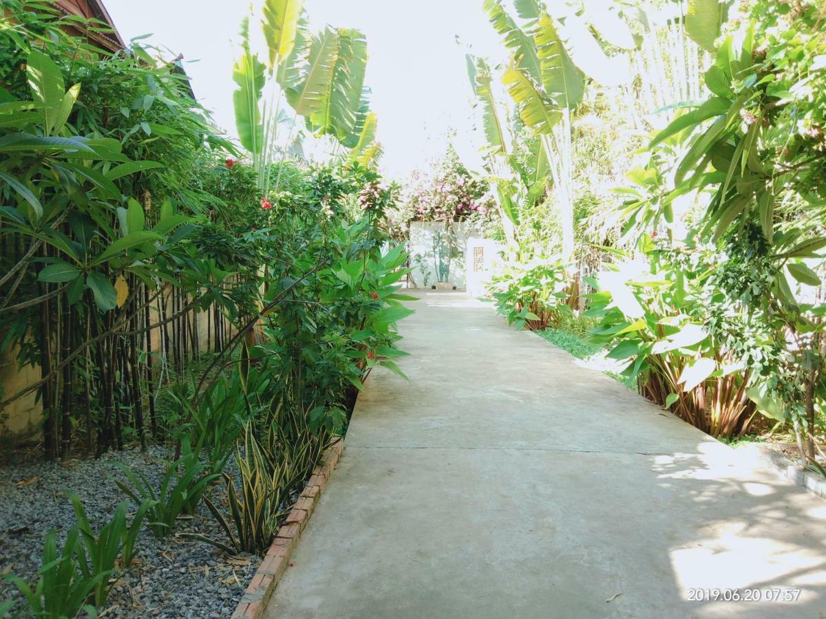 Eureka Villas Siem Reap Bagian luar foto